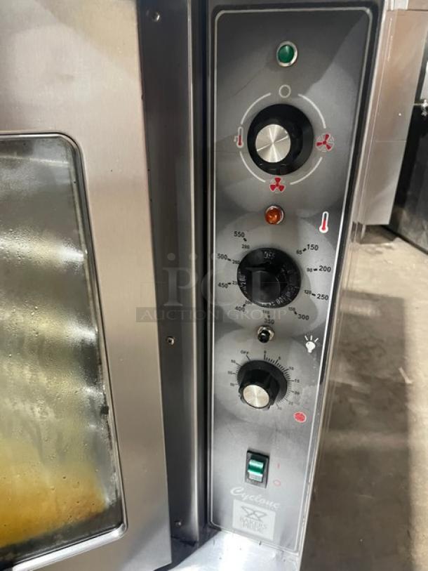 Bakers Pride Commercial Stainless Steel Natural Gas Powered Single Stack Convection Oven! With Wire Oven Racks! With Legs! 120V! Model: BCO11G SN: 555031306004! - Image 7 of 9