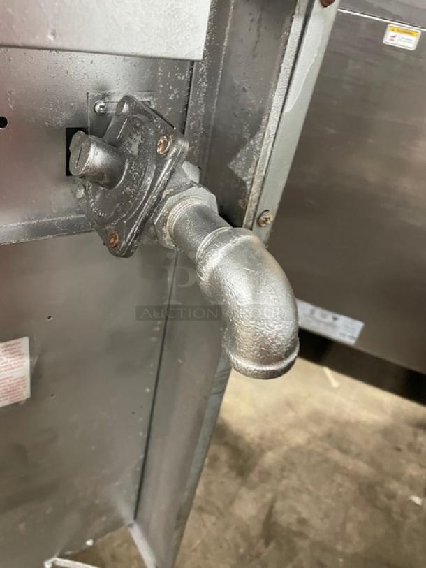 WOW! U.S. Range Sunfire Series Commercial Stainless Steel Natural Gas Powered 6 Burner Range! With Full Size Oven Underneath! With Back Splash! With Metal Oven Rack! With U.S. Range Natural Gas Powered Salamander Broiler/Cheese Melter Overhead! Model: SX-6-26 SN: 0309SX0243! On Legs! - Image 12 of 12