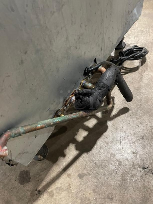 Manitowoc Commercial Stainless Steel Undercounter Ice Making Machine! With Reach In Ice Storage Bin! Model: Q270!  On Legs! - Image 7 of 8