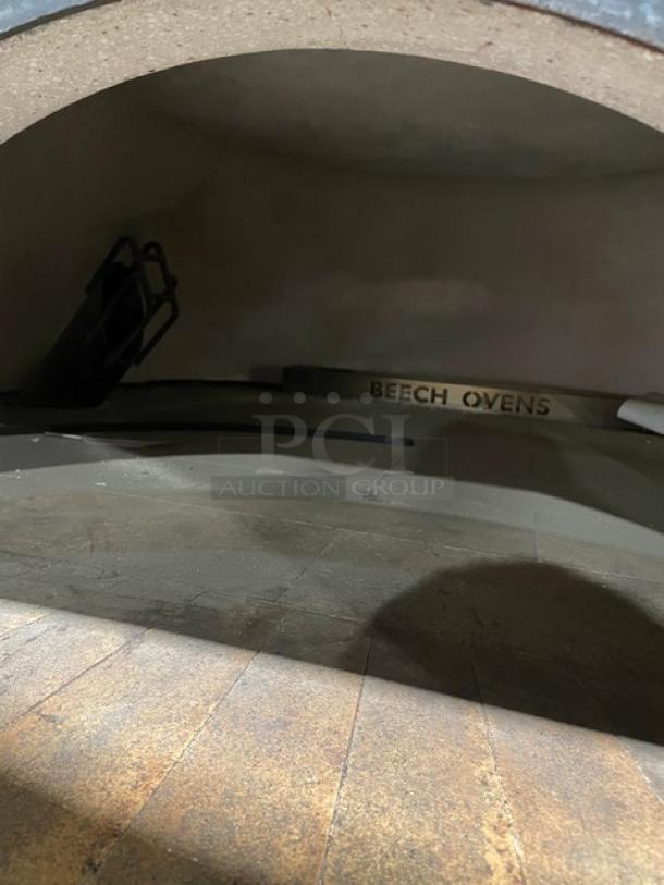 New! Scratch-N-Dent! Beech Ovens Commercial Natural Gas Powered/Wood Fired  Round Stone Hearth Oven! With Stainless Steel Pizza Peel, Wire Brush & Coal Shovel! 120/110V! Model: RND1300-1003 / C0184847 SN: 0000033381 TE! - Image 6 of 14