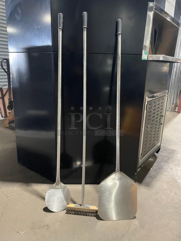 New! Scratch-N-Dent! Beech Ovens Commercial Natural Gas Powered/Wood Fired  Round Stone Hearth Oven! With Stainless Steel Pizza Peel, Wire Brush & Coal Shovel! 120/110V! Model: RND1300-1003 / C0184847 SN: 0000033381 TE! - Image 12 of 14