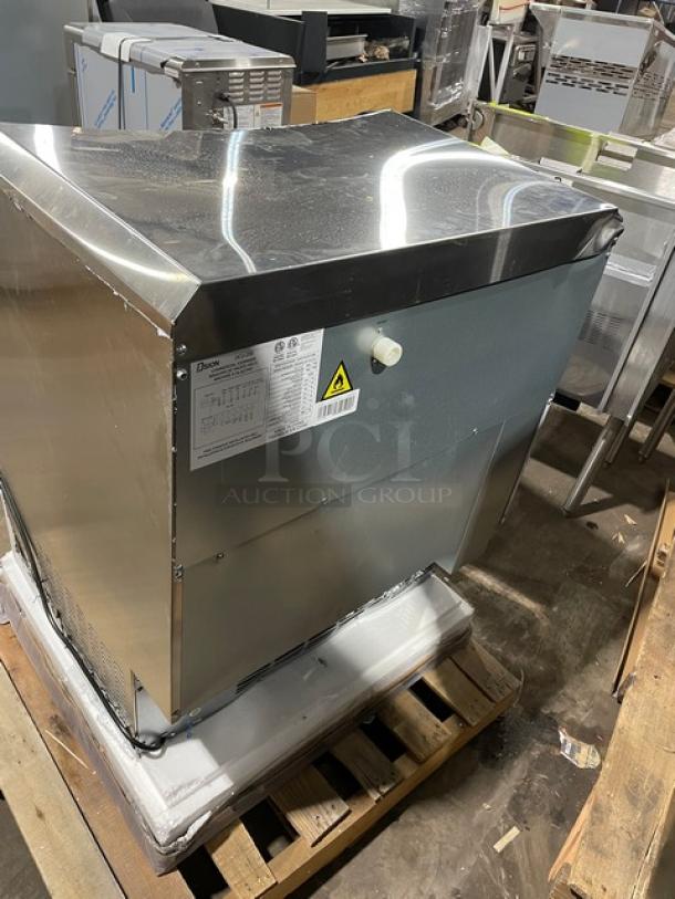 New In The Box! Scratch-N-Dent! 2023! Osion Commercial Undercounter Crescent Cube Style Ice Machine! With Built In Ice Bin! 115V! Model: OCU-200 SN: 0103F200901214023C0030! - Image 3 of 9