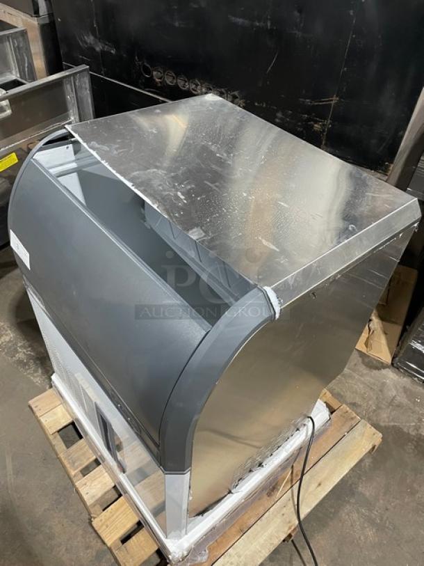 New In The Box! Scratch-N-Dent! 2023! Osion Commercial Undercounter Crescent Cube Style Ice Machine! With Built In Ice Bin! 115V! Model: OCU-200 SN: 0103F200901214023C0030! - Image 9 of 9