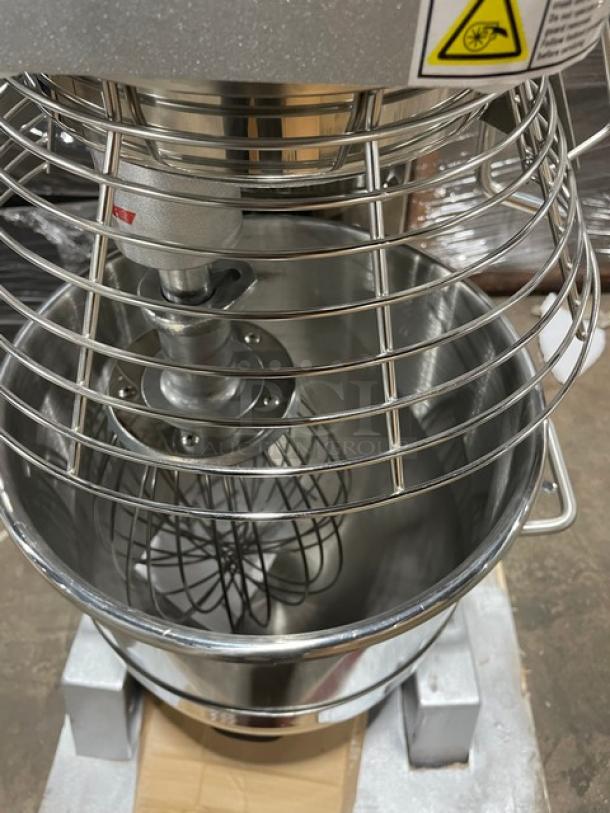 New! Scratch-N-Dent! 2024! Prepline Commercial Floor Style 40 Quart Gear Driven Heavy-Duty Planetary Mixer! With Bowl Guard & Stainless Steel Mixing Bowl! With Wire Whip, Dough Hook & Flat Beater Attachments!  110V 1 Phase! Model: PHLM-40B-T SN: 24030141003! - Image 5 of 12