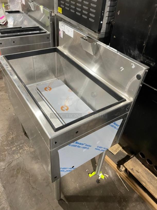 Brand New! Scratch-N-Dent! 2024! GlasTender Commercial Stainless Steel Underbar Ice Bin! With 10-Circuit Cold Plate! With Back Splash! With Drain! Model: IBA-30-CP10! On Legs! - Image 2 of 9