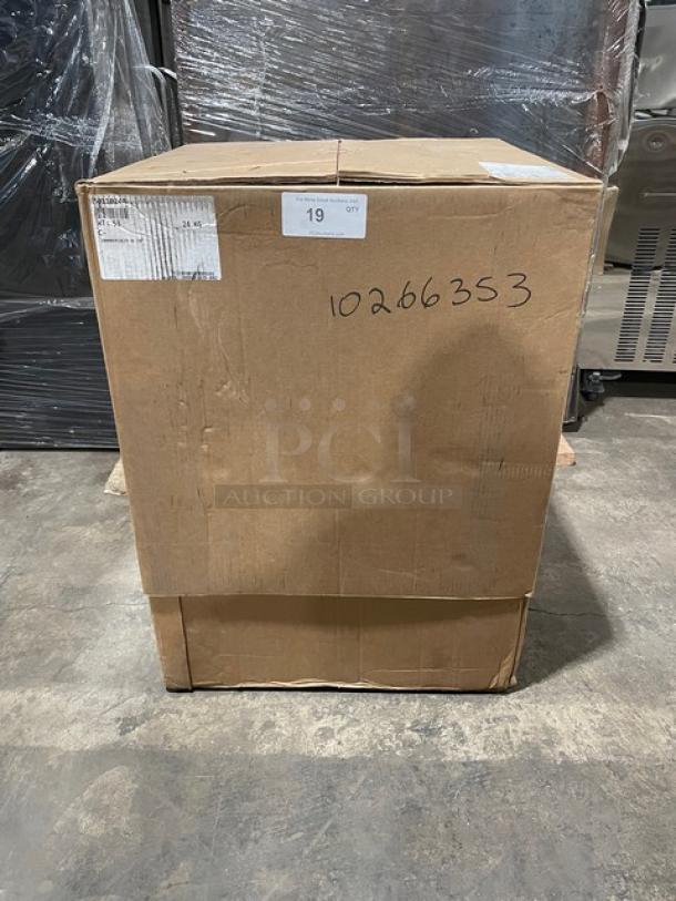 New In The Box! Scratch-N-Dent! Cres Cor Commercial Stainless Steel Adjustable Dish Dolly For 9 7/8" - 11" Plates! On Casters! Model: 501-10-240 SN: DCE-J000691829-002! - Image 2 of 9