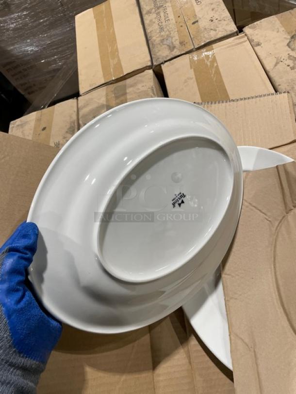 New In The Box! Tuxton Naples 45 Ristorante E Pizzeria Series Eggshell High Quality Oval Dinnerware Platters! 22X Your Bid! - Image 9 of 14