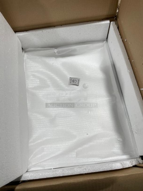 New In The Box! Lancaster Commercial Products Wescon Series White Lacquered MDF Medium Size Serving Trays! Model: 0911001WHT6! 12X Your Bid! - Image 6 of 12