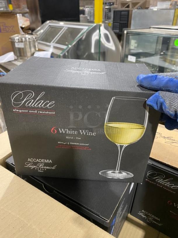 All New In The Box! Mixed Pallet! Luigi Bormioli Palace Series 11oz High-Tech Blown Lead-Free Crystal White Wine Glasses! With Hoffmaster Earth Wise Tree Free Series 100% Compostable 4-Compartment Catering Boxes! With TableCraft 3-Piece Fold-A-Way Reversable Black Riser Sets! With Frost Clear Super Wave Frosted Bags 18x15+6! With Eco Bamboo Ware 13.75x9.9 Rectangular Malibu Serving Trays! 31X Your Bid! - Image 6 of 11