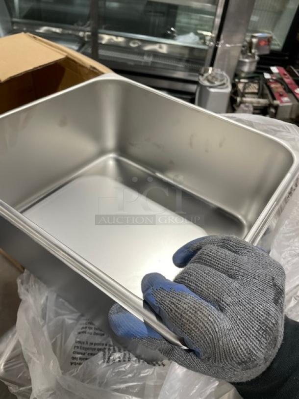 New In The Box! Winco Commercial Stainless Steel 6pc Steamtable/Hotel Pans! Model: SPTT6! - Image 7 of 7