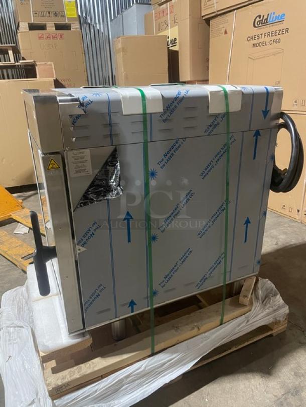 Brand New! Alto-Shaam! Late Model 2021! Vector H Series Commercial Stainless Steel Electric Powered Half Size Ventless Multi-Cook Oven! With 3 Individual Cooking Chambers! With Touchscreen Controls! With New In The Box Alto-Shaam Non-Caustic Oven Cleaner! Model: VMC-H3 SN: 3045839-1! 208-240V! On Legs! - Image 2 of 11