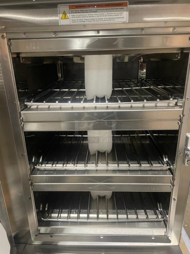 Brand New! Alto-Shaam! Late Model 2021! Vector H Series Commercial Stainless Steel Electric Powered Half Size Ventless Multi-Cook Oven! With 3 Individual Cooking Chambers! With Touchscreen Controls! With New In The Box Alto-Shaam Non-Caustic Oven Cleaner! Model: VMC-H3 SN: 3045839-1! 208-240V! On Legs! - Image 5 of 11