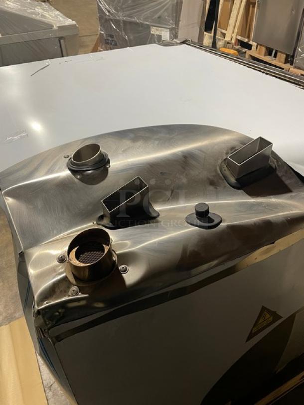 New! Scratch-N-Dent! Electrolux Air-O-Steam Touchline Series Commercial Stainless Steel Natural Gas-Powered Full-Size Combi Oven! With Wire Oven Racks! With Spray Hose! Model: AOS062GTP1 SN: 71910001! 120V! On Legs! - Image 10 of 15