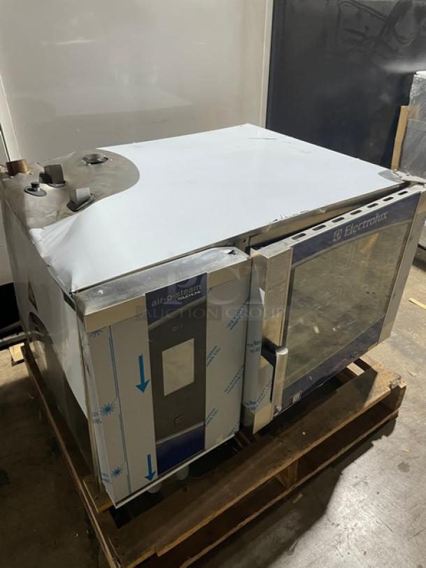 New! Scratch-N-Dent! Electrolux Air-O-Steam Touchline Series Commercial Stainless Steel Natural Gas-Powered Full-Size Combi Oven! With Wire Oven Racks! With Spray Hose! Model: AOS062GTP1 SN: 71910001! 120V! On Legs! - Image 15 of 15