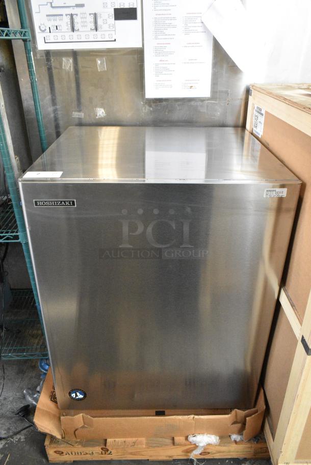 BRAND NEW! Hoshizaki KM-901MWH Stainless Steel Commercial Ice Machine Head. 208-230 Volts, 1 Phase. - Image 2 of 6