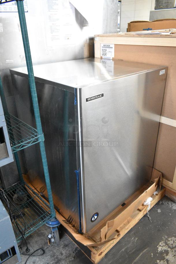 BRAND NEW! Hoshizaki KM-901MWH Stainless Steel Commercial Ice Machine Head. 208-230 Volts, 1 Phase. - Image 3 of 6