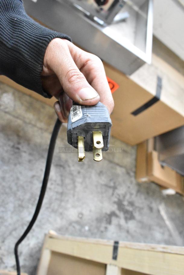 BRAND NEW! 2023 Krowne BR48L-GNS-LR Metal Commercial 2 Door Back Bar Cooler Merchandiser. 115 Volts, 1 Phase. Tested and Working! - Image 6 of 6