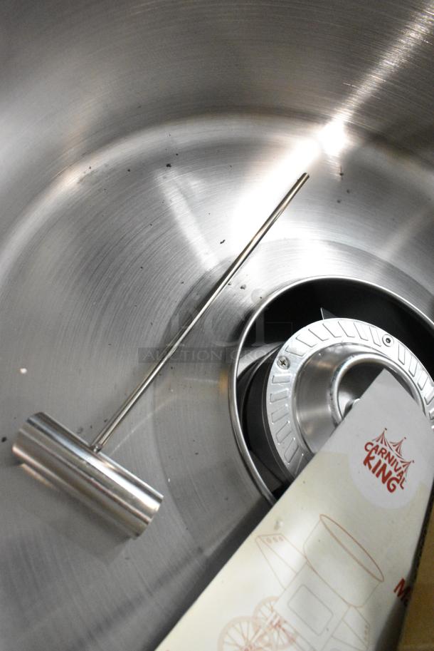 BRAND NEW SCRATCH AND DENT! Carnival King 382CCM21CT Cotton Candy Machine with 21" Stainless Steel Bowl and Cart. 110 Volts, 1 Phase. Tested and Working! - Image 6 of 9