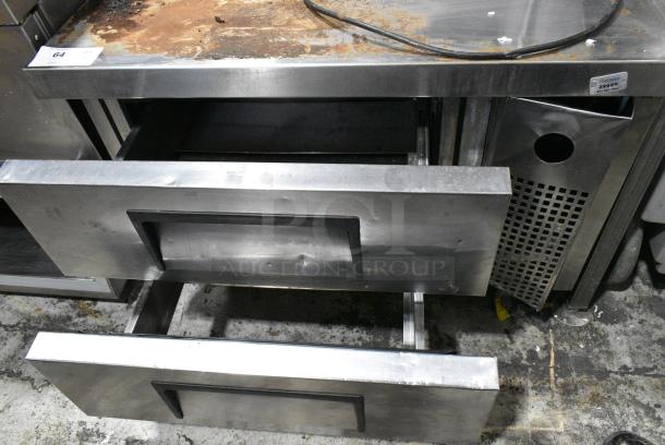 True TRCB-36 Stainless Steel Commercial 2 Drawer Chef Base on Commercial Casters. 115 Volts, 1 Phase. Tested and Powers On But Does Not Get Cold - Image 3 of 4