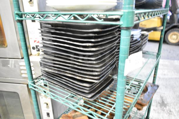 ALL ONE MONEY! Tier Lot of Various Items Including Ceramic Black Dishes - Image 4 of 4