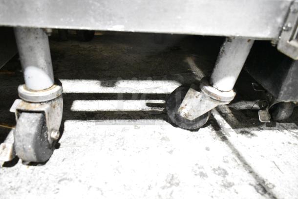 2017 Pitco Frialator SG14 Stainless Steel Commercial Floor Style Propane Gas Powered Deep Fat Fryer on Commercial Casters. 110,00 BTU. - Image 5 of 5