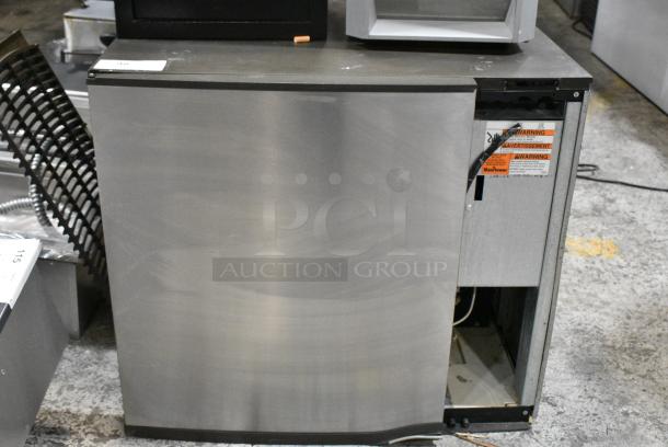 Manitowoc SY0854A Stainless Steel Commercial Ice Head. 208/230 Volts, 1 Phase. - Image 1 of 3