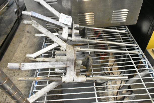 2 Metal Countertop Vegetable Wedger. 2 Times Your Bid! - Image 2 of 2