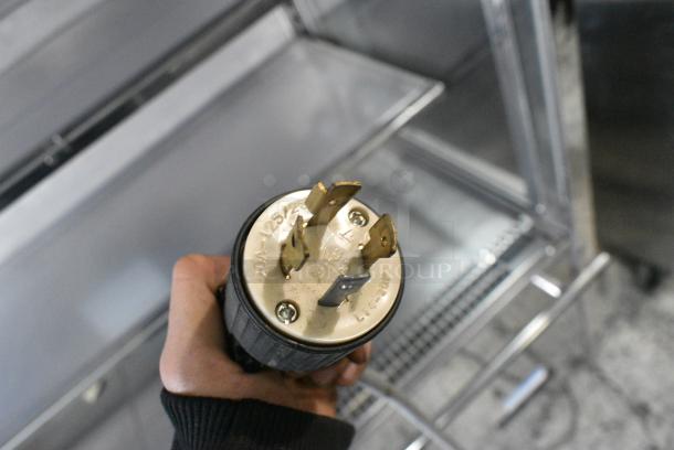 Karlos 1250 M2 Metal Commercial Floor Style Open Grab N Go Merchandiser on Commercial Casters. 230 Volts, 1 Phase. - Image 6 of 6