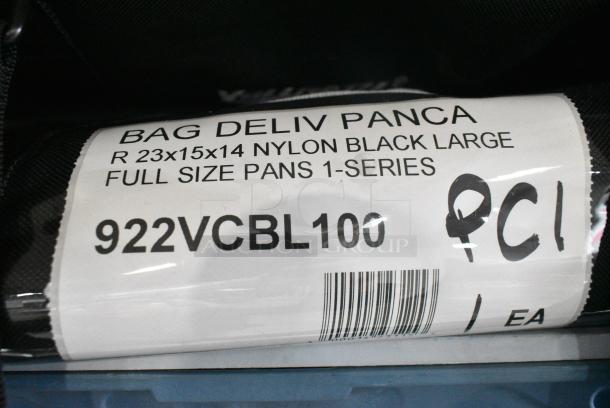 BRAND NEW SCRATCH AND DENT! Vollrath VCBL100 1-Series Large Insulated Food Pan Carrier / Catering Bag, 23" x 15" x 14" - Holds (3) Full Size Food Pans - Image 3 of 3