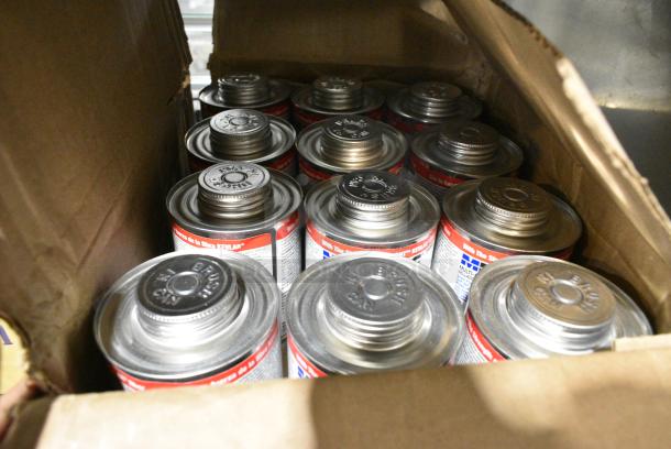 BRAND NEW SCRATCH AND DENT! Box of 12 Chafer Fuel - Image 3 of 3