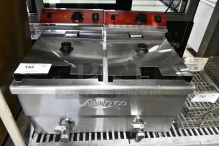BRAND NEW SCRATCH AND DENT! 2024 Avantco 177F202 Stainless Steel Commercial Countertop Electric Powered Double Bay Fryer w/ 2 Metal Fry Baskets and 2 Metal Lids. 208-240 Volts, 1 Phase.