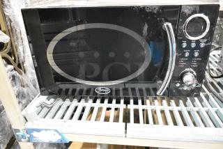 Ginny's RMW987-GB-BLACK Metal Countertop Microwave. 120 Volts, 1 Phase.