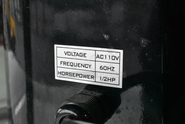 BRAND NEW SCRATCH AND DENT! Estella ECEG26 Metal Commercial Countertop Espresso Bean Grinder. 110/120 Volts, 1 Phase. Tested and Working! - Image 3 of 5