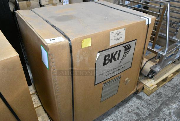 BRAND NEW IN BOX! BKI HFW-R Stainless Steel Commercial Fry Dumping Warming Station. 120 Volts, 1 Phase. - Image 6 of 8