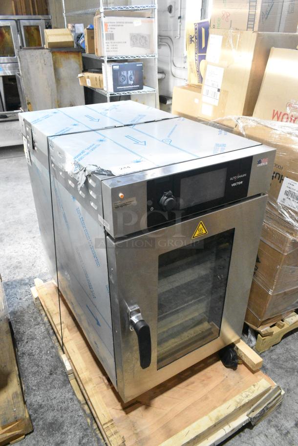 LIKE NEW! 2017 Alto Shaam VMC H3H Stainless Steel Commercial Vector H Series Multi-Cook Oven. 208-240 Volts, 1 Phase. - Image 2 of 7