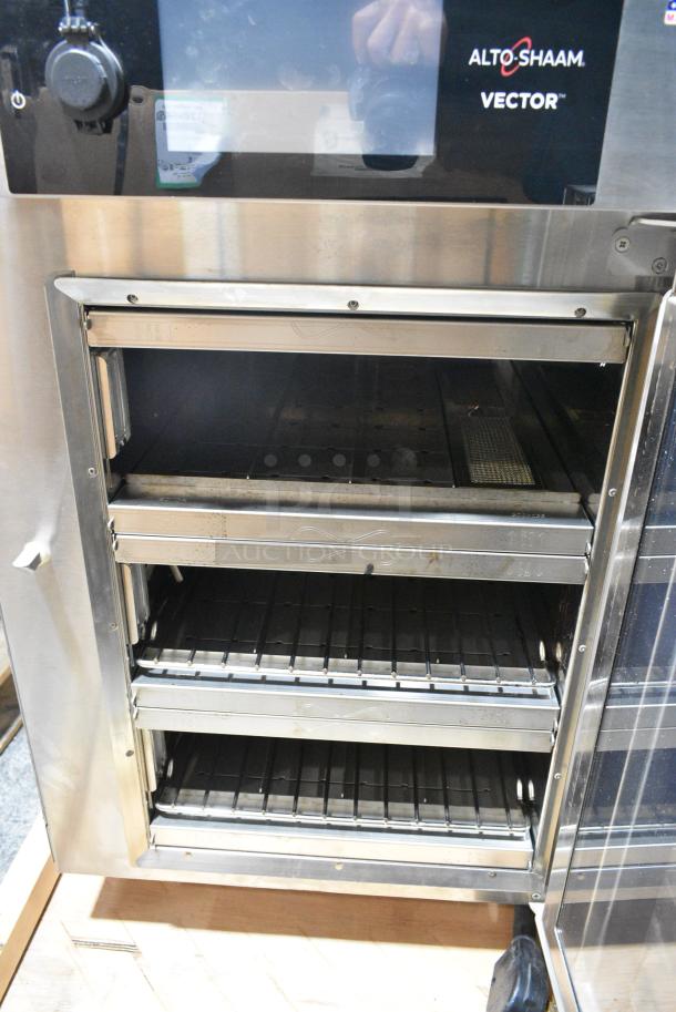 LIKE NEW! 2017 Alto Shaam VMC H3H Stainless Steel Commercial Vector H Series Multi-Cook Oven. 208-240 Volts, 1 Phase. - Image 3 of 7