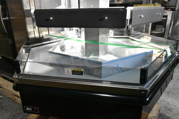 BRAND NEW! 2019 BKI BHI-4T Metal Commercial Merchandiser Island Grab N Go Hot Deli Display. 208 Volts, 1 Phase. - Image 5 of 8