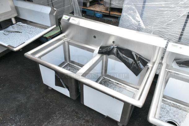 BRAND NEW SCRATCH AND DENT! Regency 600S21717 Stainless Steel Commercial 2 Bay Sink. No Legs. - Image 2 of 3