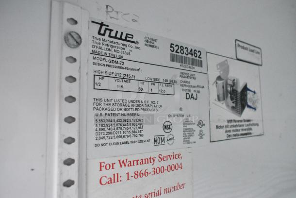 True GDM-72 Metal Commercial 3 Door Reach In Cooler Merchandiser w/ Poly Coated Racks. 115 Volts, 1 Phase. Tested and Working! - Image 3 of 4