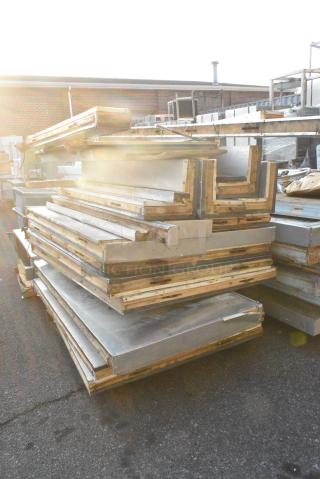 Walk In Box. No Compressor, Condenser or Evaporator Fan.