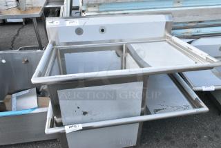 BRAND NEW SCRATCH AND DENT! Regency 600S1242418R Stainless Steel Single Bay Sink w/ Right Side Drain Board. No Legs.