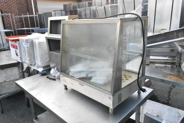 Metal Commercial Countertop Heated Display Case Merchandiser. 115 Volts, 1 Phase. - Image 2 of 4