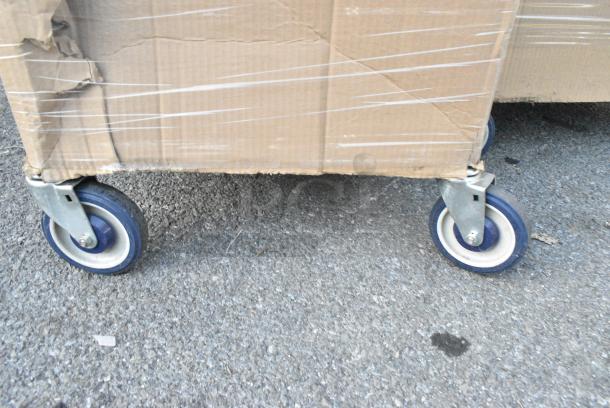 BRAND NEW SCRATCH AND DENT! Metal Pan Transport Rack on Commercial Casters. - Image 2 of 3