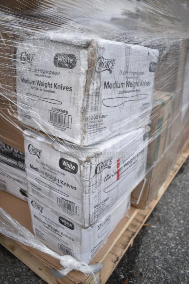 30 BRAND NEW! Boxes Including 500CC24 24 oz. Plastic Cold Cup - 600/Case, 2 Box Lavex Paper Towel Rolls, Choice Travel Lids, Herc Trash Bags, 3 Box 130WKNIFE Choice 6 1/2" Medium Weight White Polypropylene Plastic Knife - 1000/Case, 2 Box 500MFTN Lavex Natural Brown Kraft M-Fold (Multifold) Towel - 4000/Case. 30 Times Your Bid! - Image 13 of 17