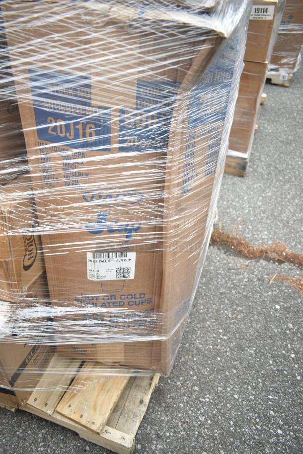 34 BRAND NEW! Boxes Including 3 Box Lavex C Fold Towels, 129MCR50B Choice 43 oz. Black Round Microwavable Heavy Weight Container with Lid 9" - 150/Case, 2 Box 394365L Noble Products Powder-Free Disposable Clear Vinyl Gloves for Foodservice - Large - 1000/Case, 129MCS38B Choice 38 oz. Black Rectangular Microwavable Heavy Weight Container with Lid 8 3/4" x 6 1/4" x 2" - 150/Case, 2 Box 8" Square Palm Leaf Plates, Choice Heavy Weight Forks. 34 Times Your Bid! - Image 5 of 14