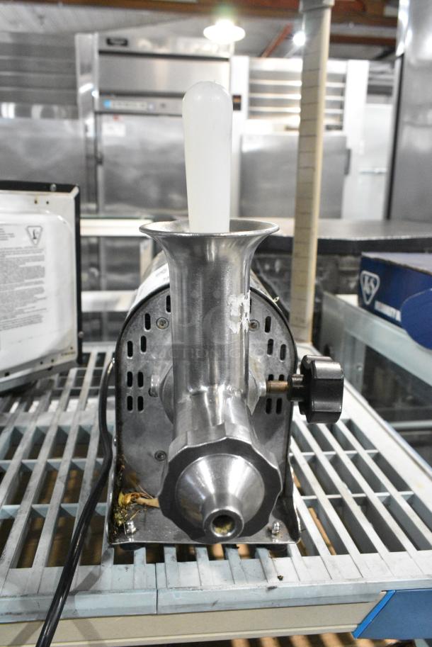 Dr Squeeze Wheatgrass King Stainless Steel Countertop Juicer. 115 Volts, 1 Phase. - Image 5 of 6