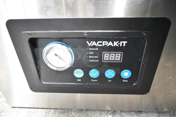 BRAND NEW SCRATCH AND DENT! VacPak-It 186VMC32 Chamber Vacuum Packaging Machine with Two 16" Seal Bars and Oil Pump. 120 Volts, 1 Phase. Tested and Working! - Image 7 of 9