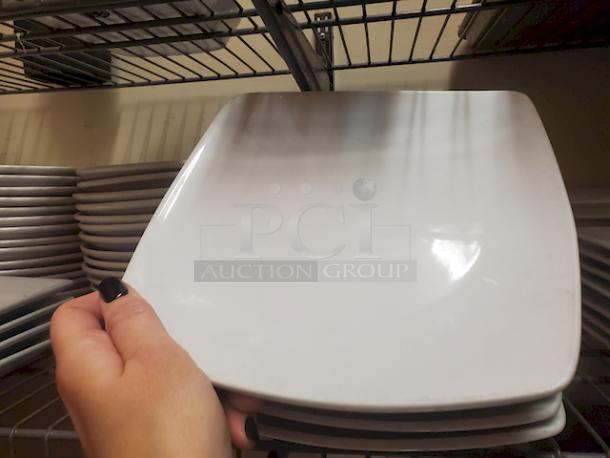 Square Dinner Plates With Rounder Corners. 9x Your Bid - Image 1 of 2