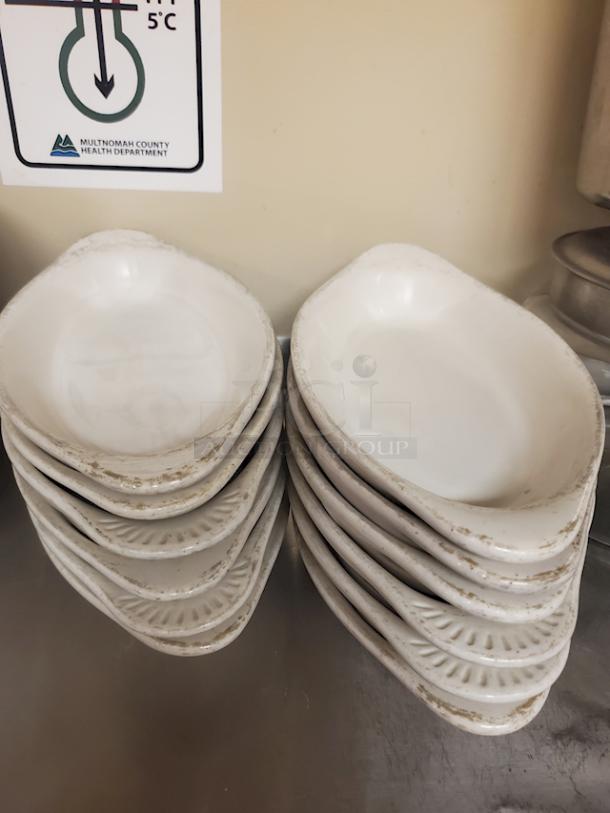 HIGH QUALITY China Oval Rarebit / Au Gratin Dishes.  12x Your Bid - Image 1 of 1