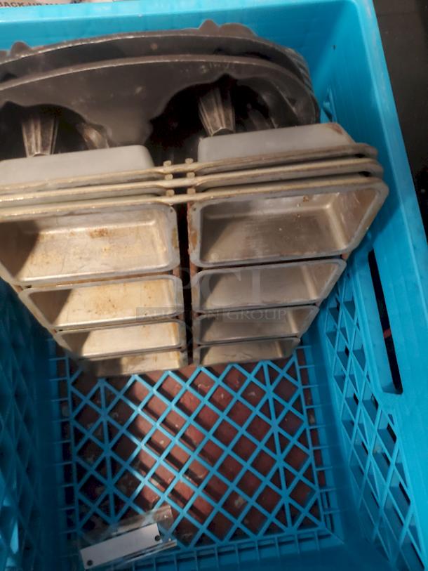 SWEET! 8 Compartment Mini-Bread Baking Pans. 3x Your Bid - Image 1 of 2